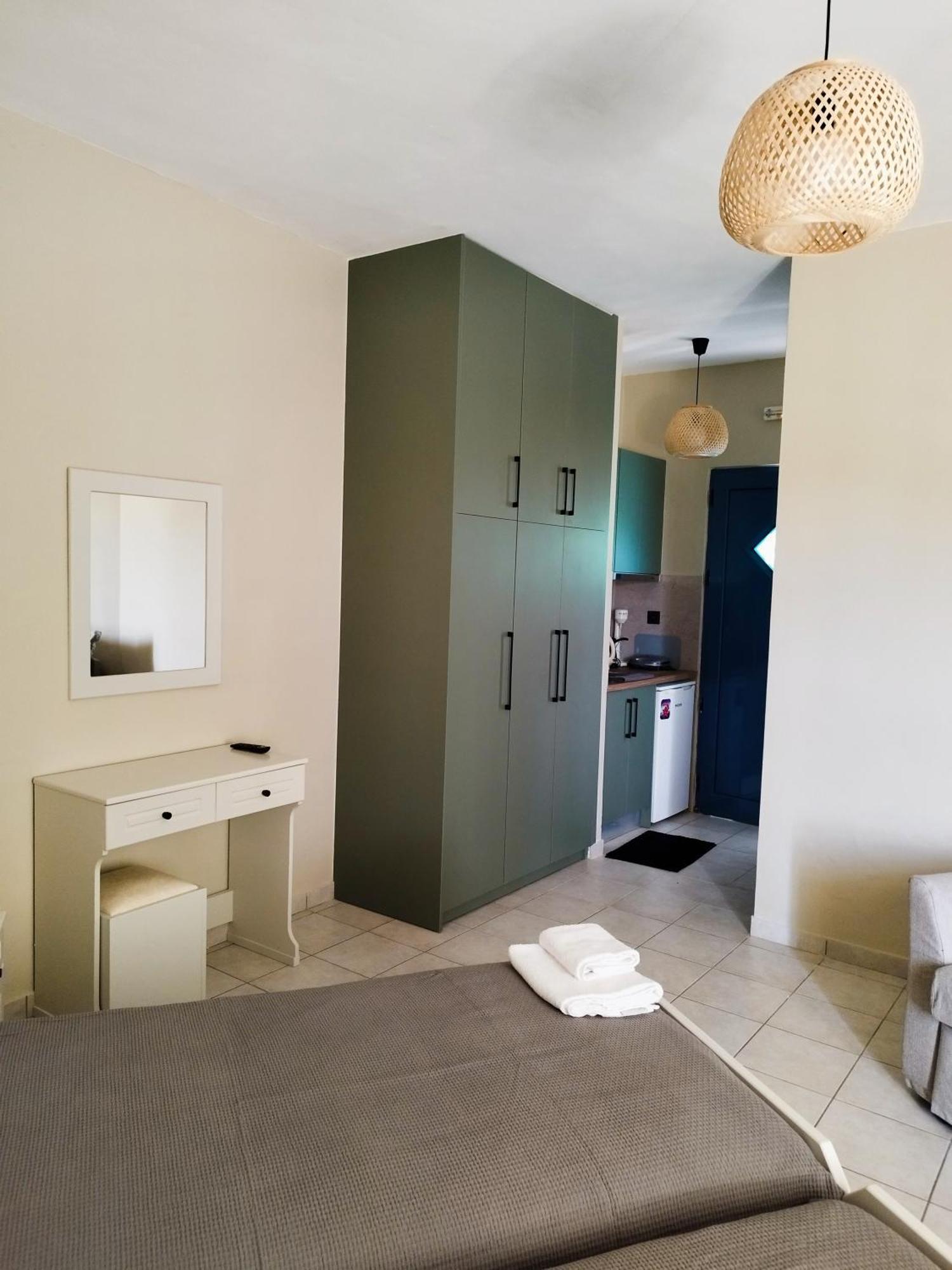 Fereniki Studios Платі Екстер'єр фото